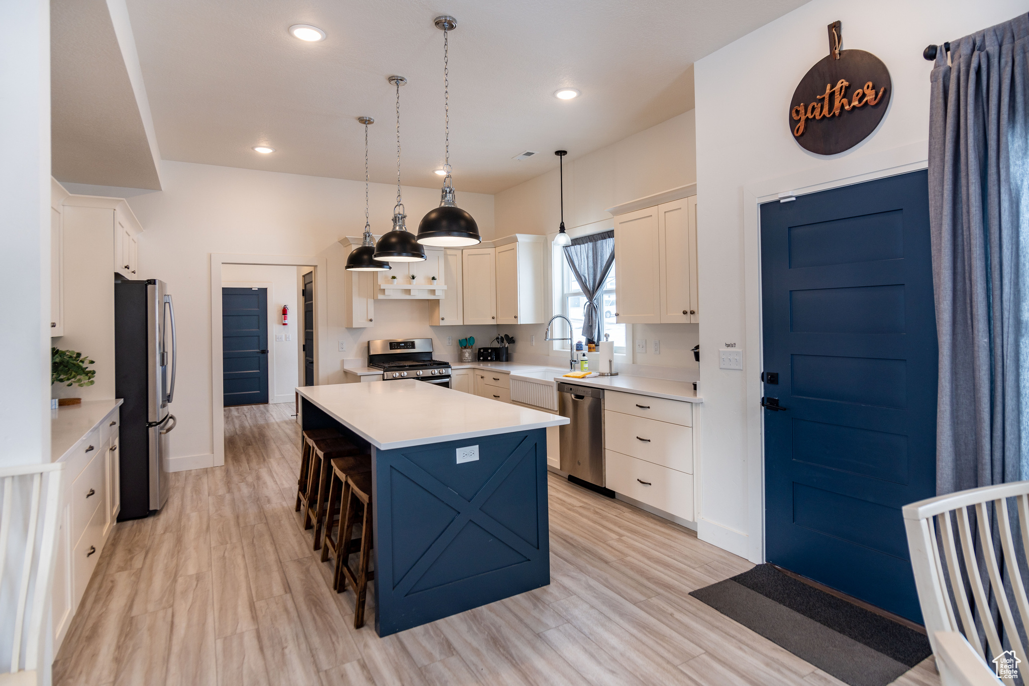 LOCHWOOD - Residential