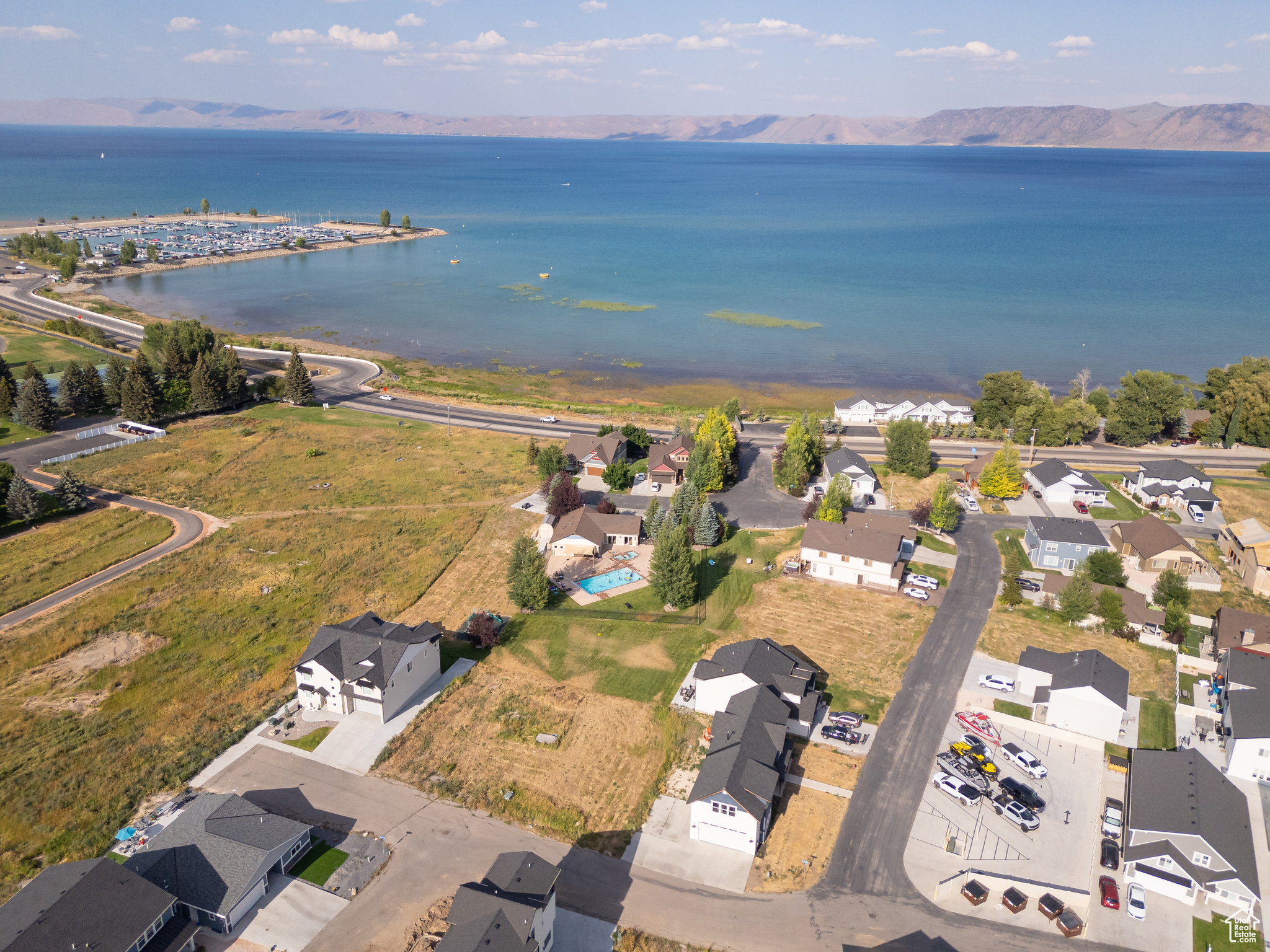 LOCHWOOD - Residential