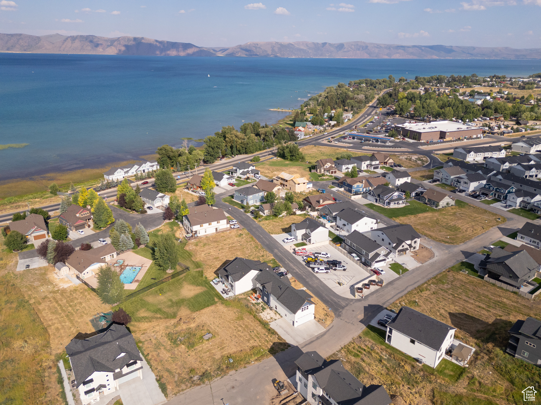 LOCHWOOD - Residential