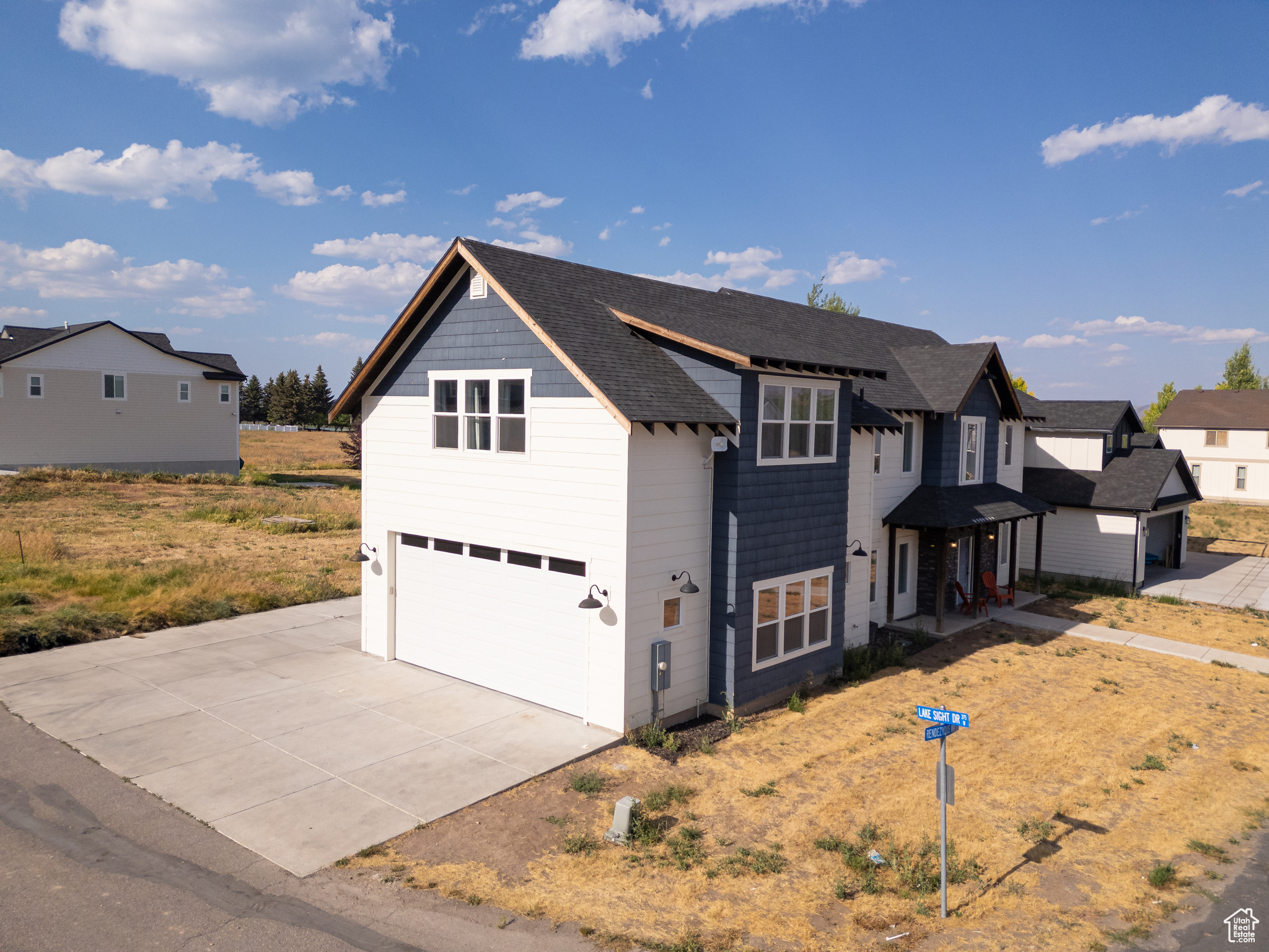 LOCHWOOD - Residential