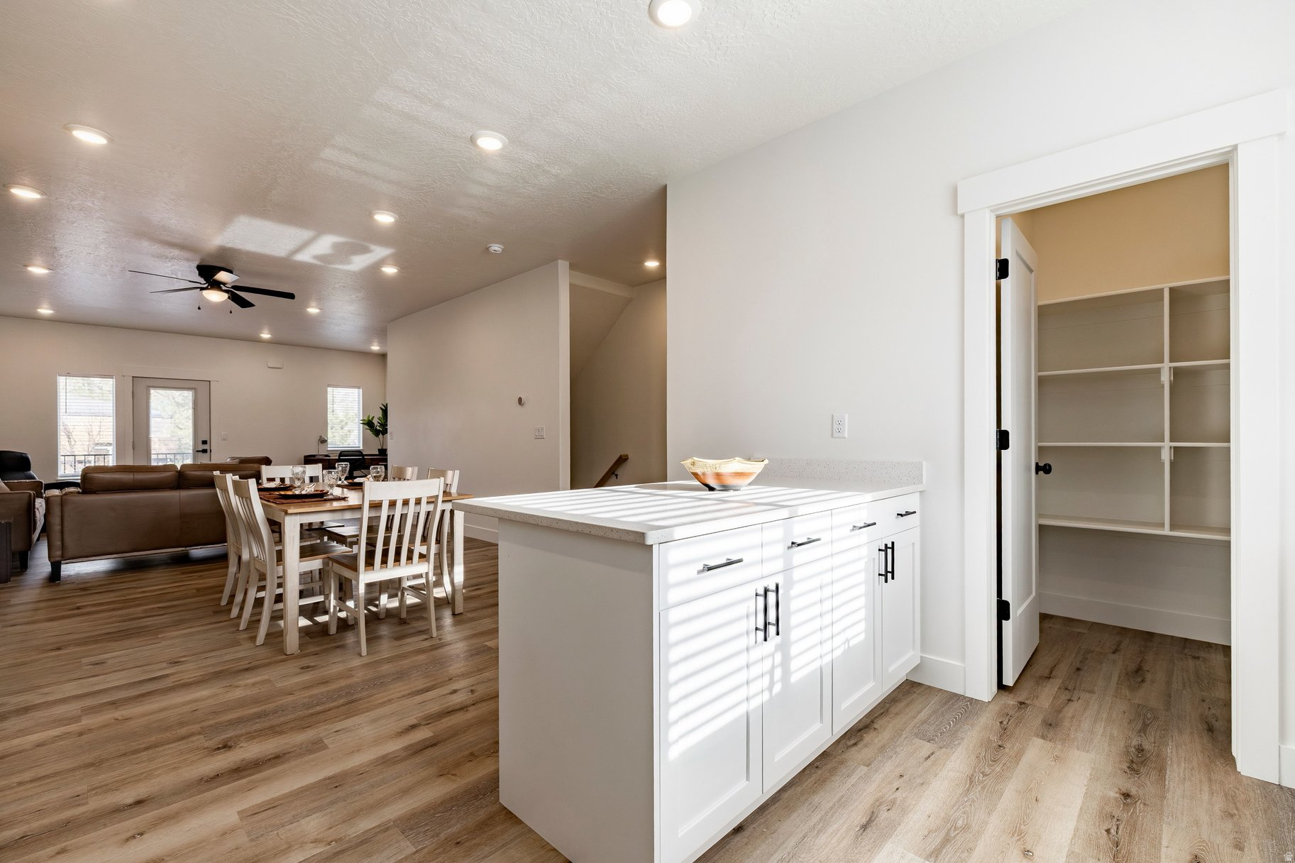 THE OVERLOOK AT 16TH TOWN HOMES - Residential