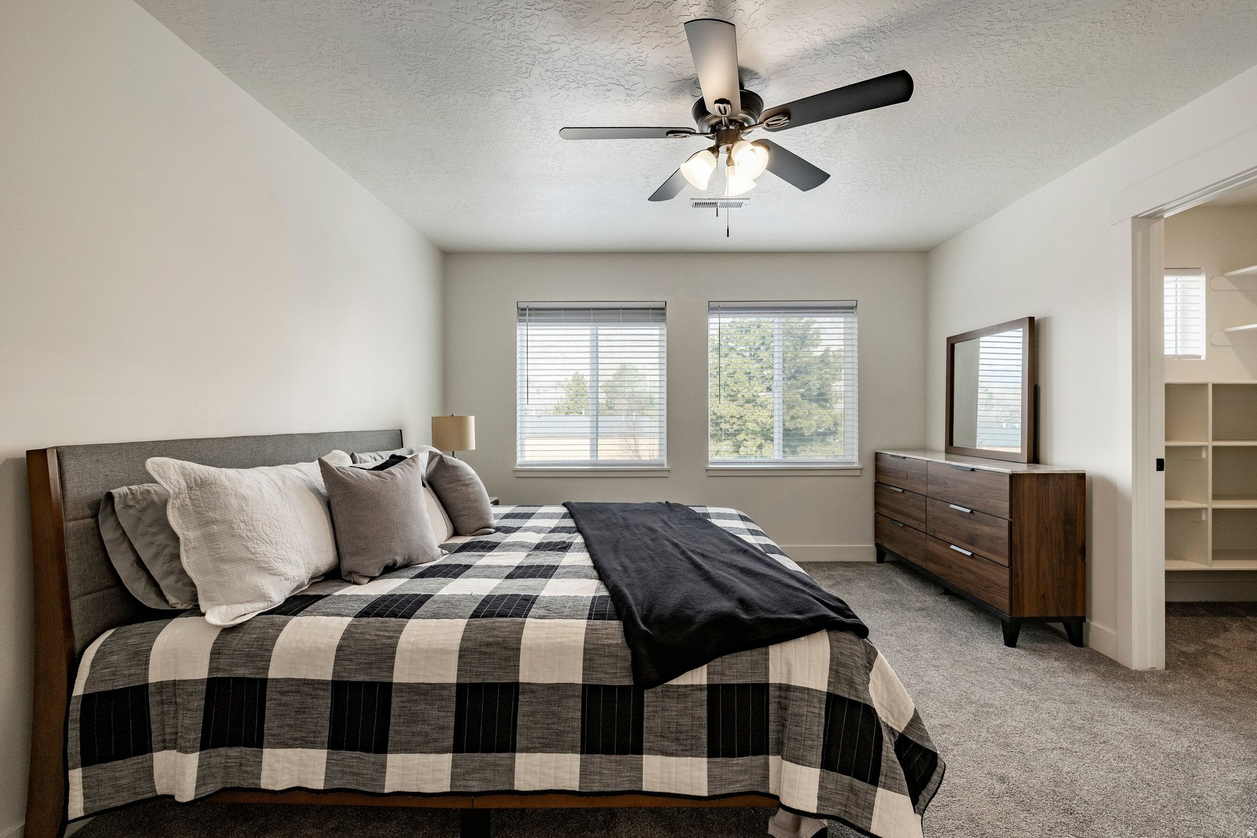 THE OVERLOOK AT 16TH TOWN HOMES - Residential