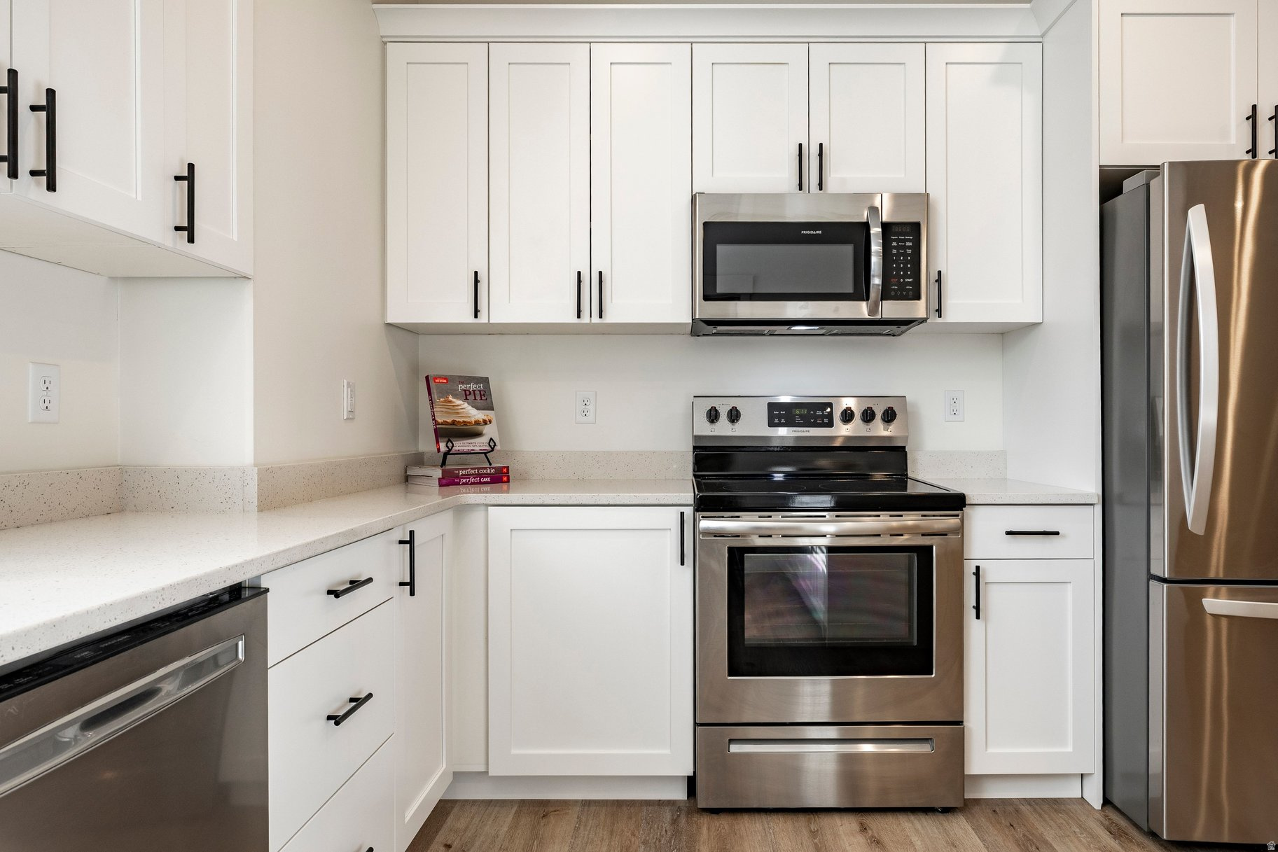 THE OVERLOOK AT 16TH TOWN HOMES - Residential