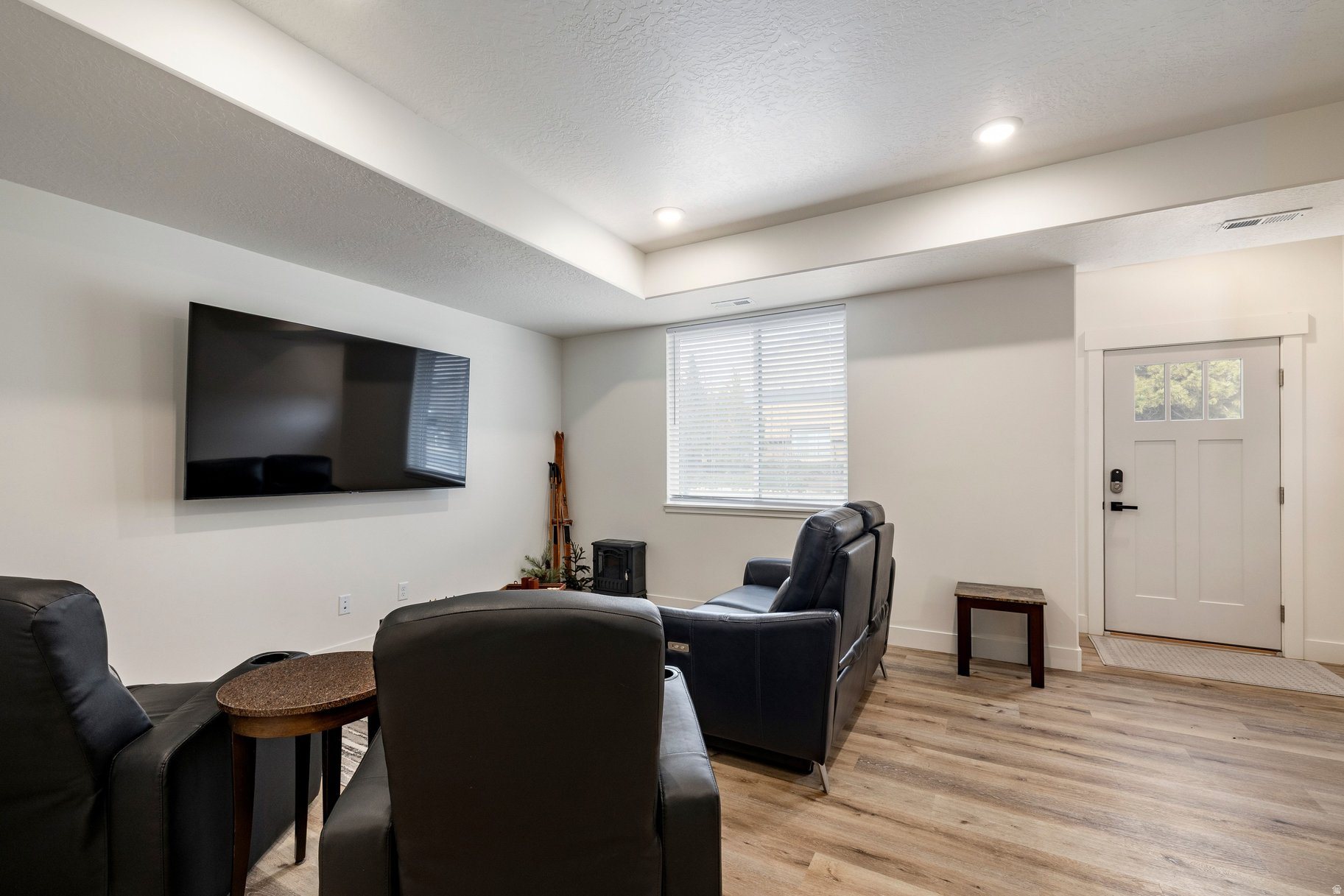 THE OVERLOOK AT 16TH TOWN HOMES - Residential