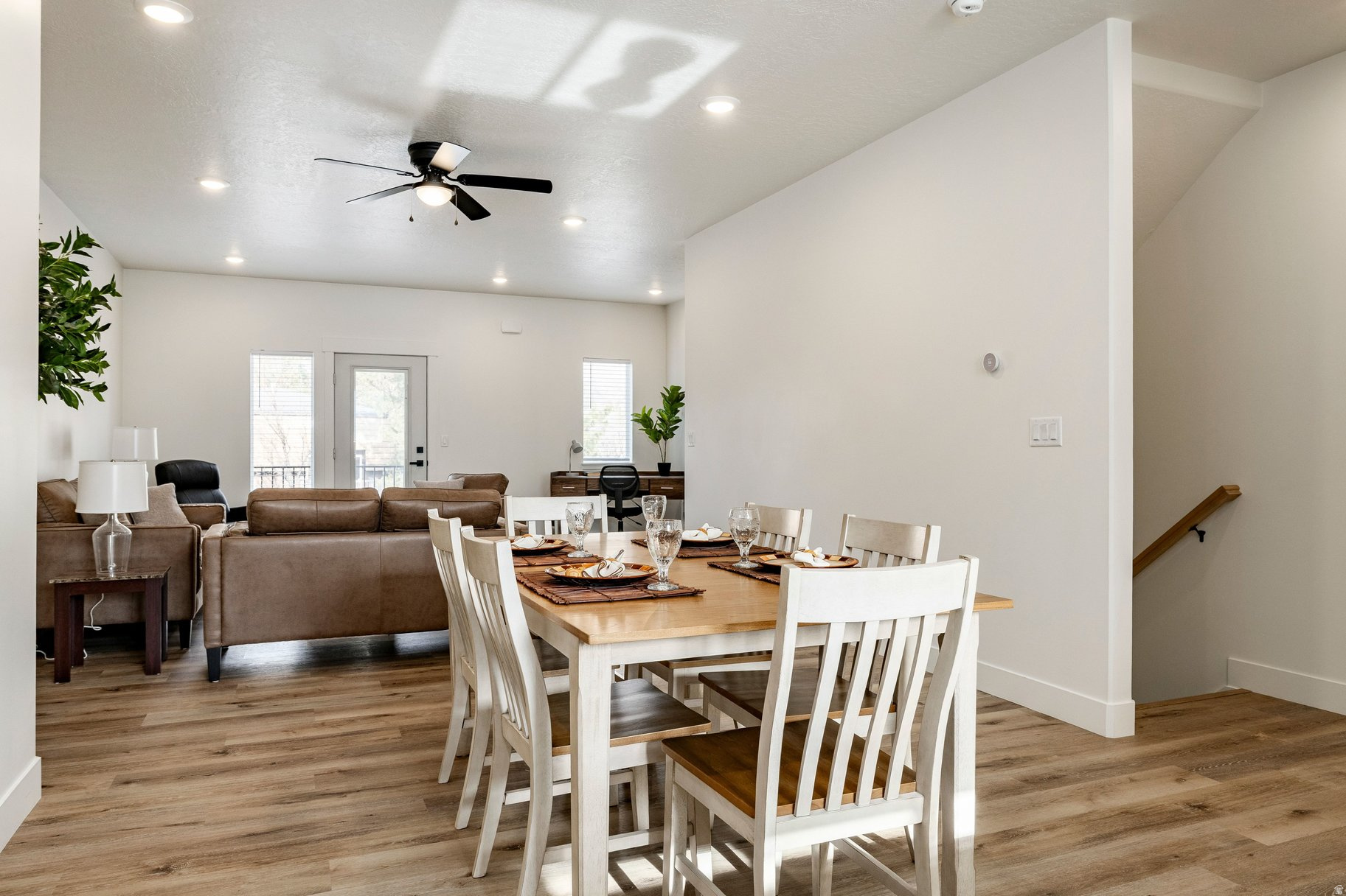 THE OVERLOOK AT 16TH TOWN HOMES - Residential