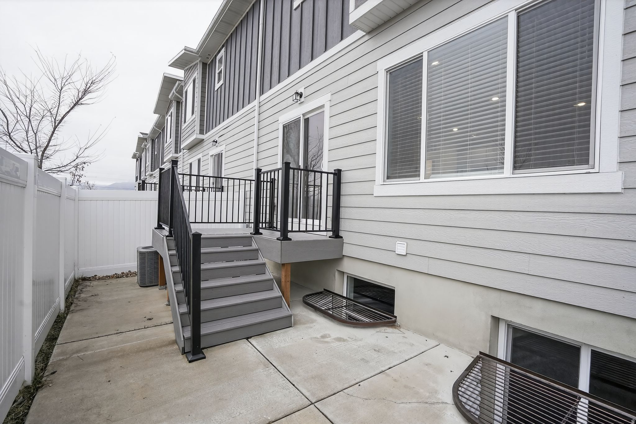 ESCALA - Residential