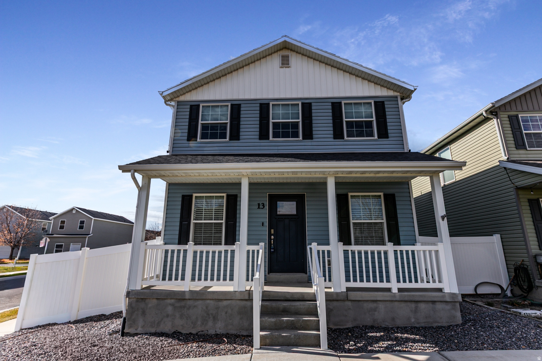 COLONIAL PARK - Residential