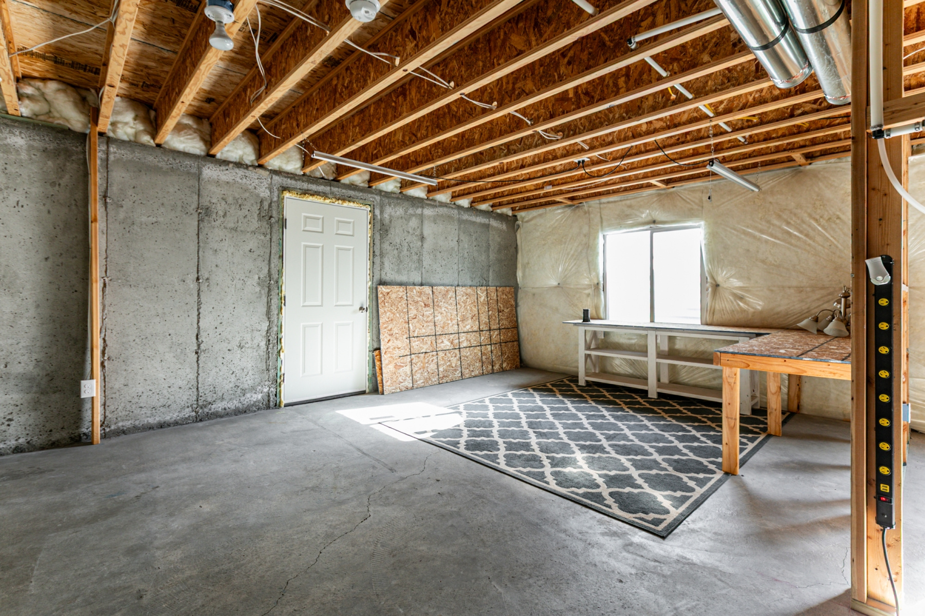 COLONIAL PARK - Residential