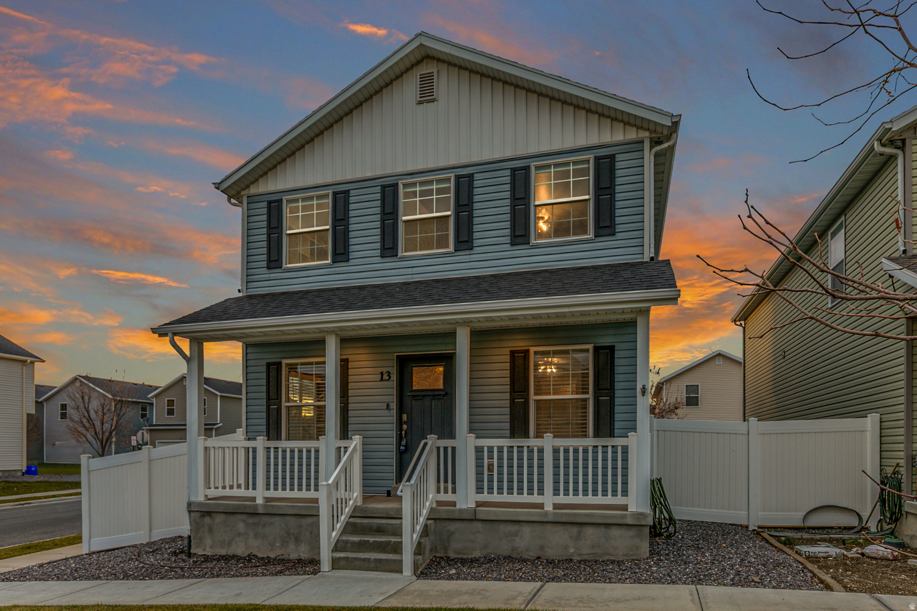 COLONIAL PARK - Residential