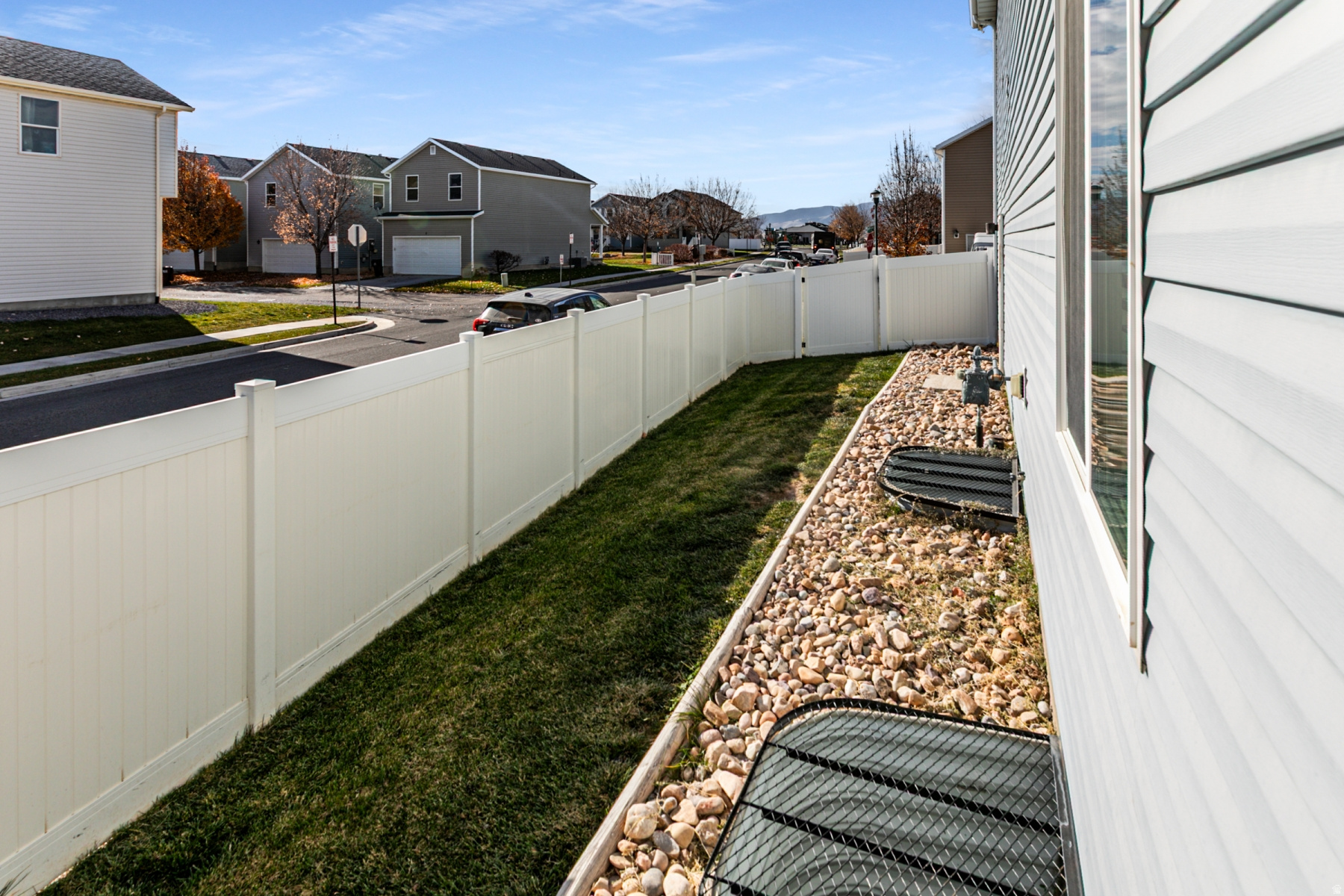 COLONIAL PARK - Residential