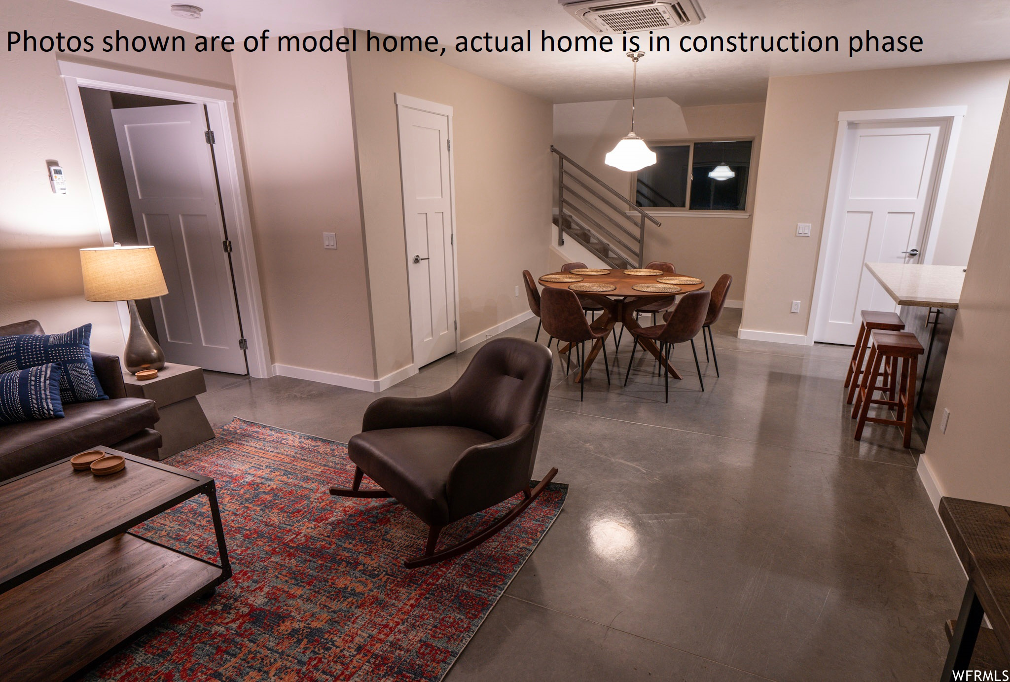 LONESOME LEFT - Residential