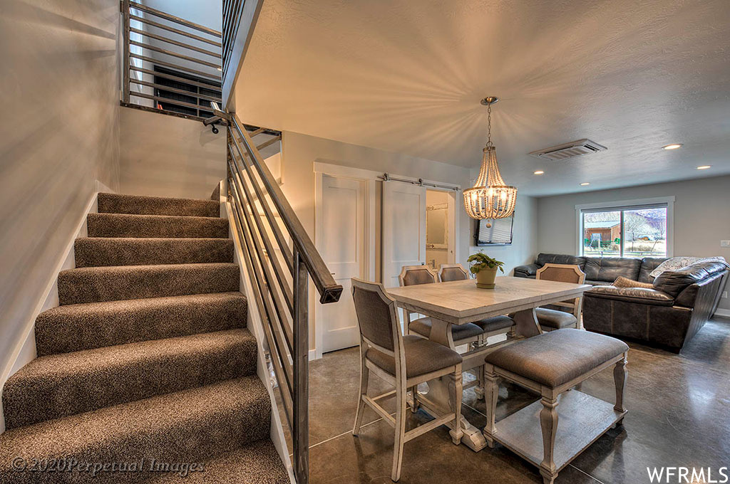 LONESOME LEFT - Residential