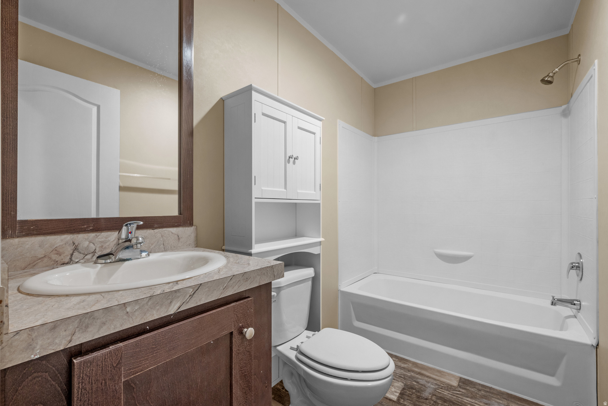 VILLAGE GREEN PARK - Residential