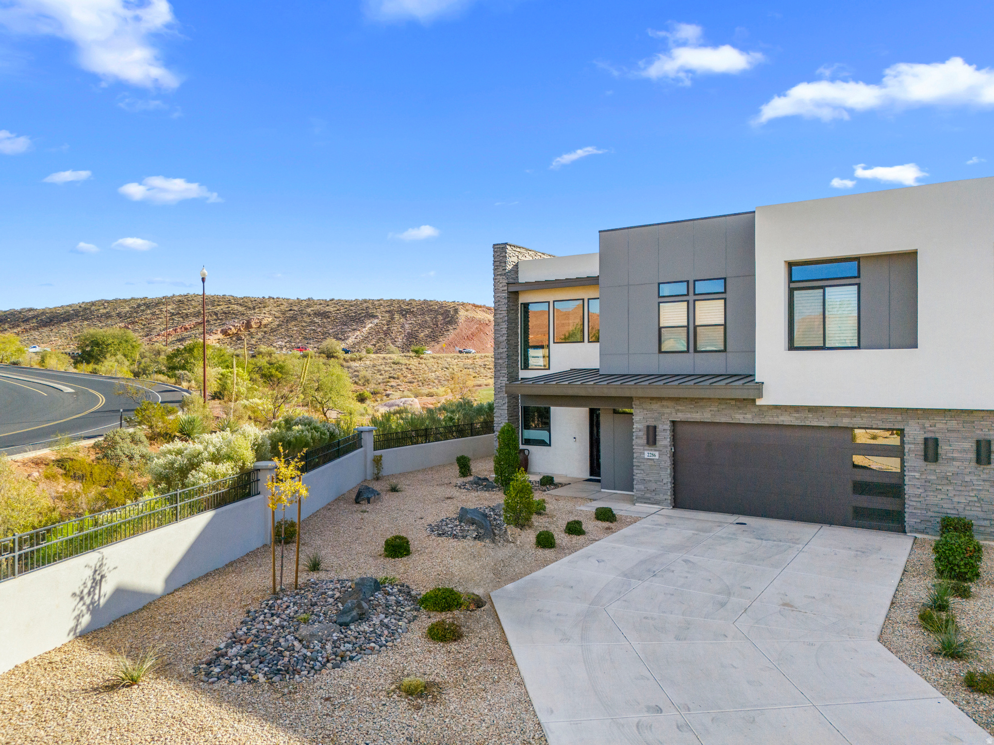 EIGHTH AT CORAL CANYON AMD - Residential