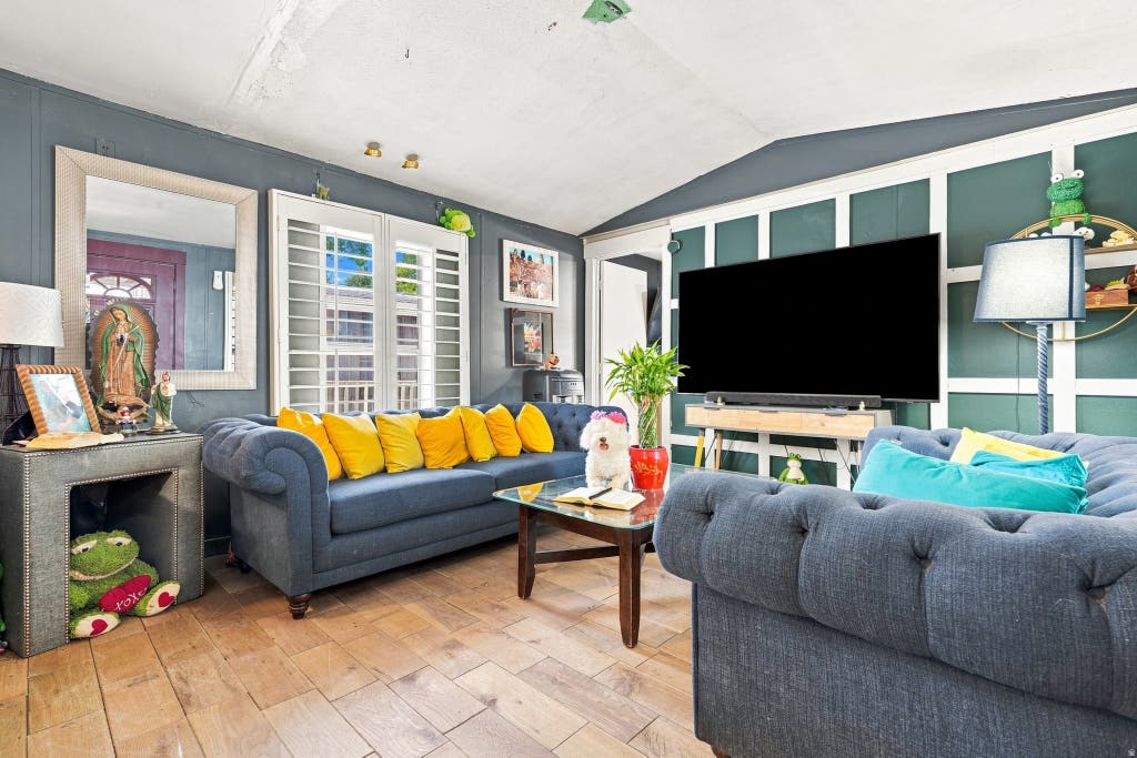 Photo of 260 E 1100 N #B13, North Salt Lake, UT 84054 (MLS # 2179416)