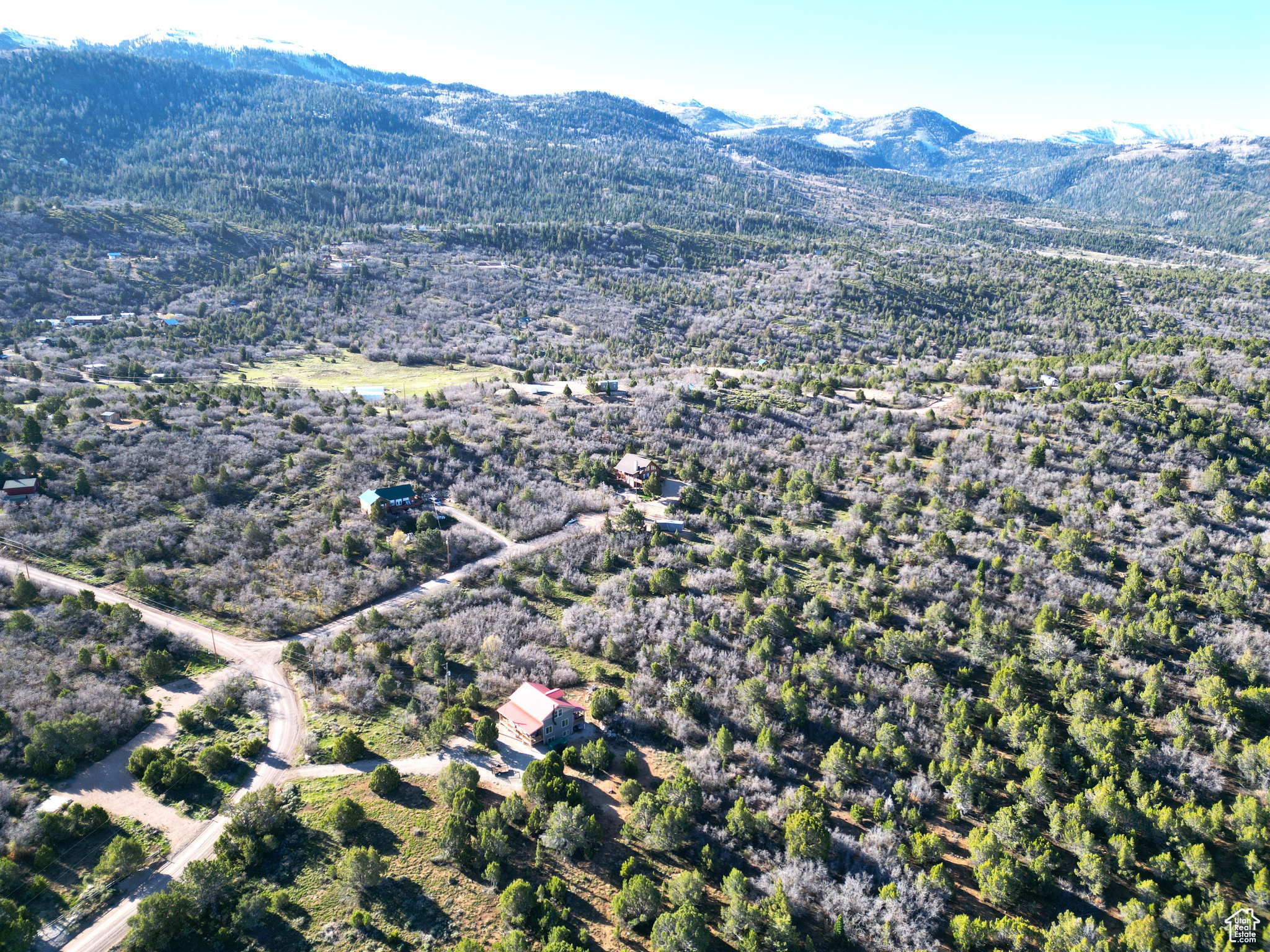 WHISPERING PINES III - Land
