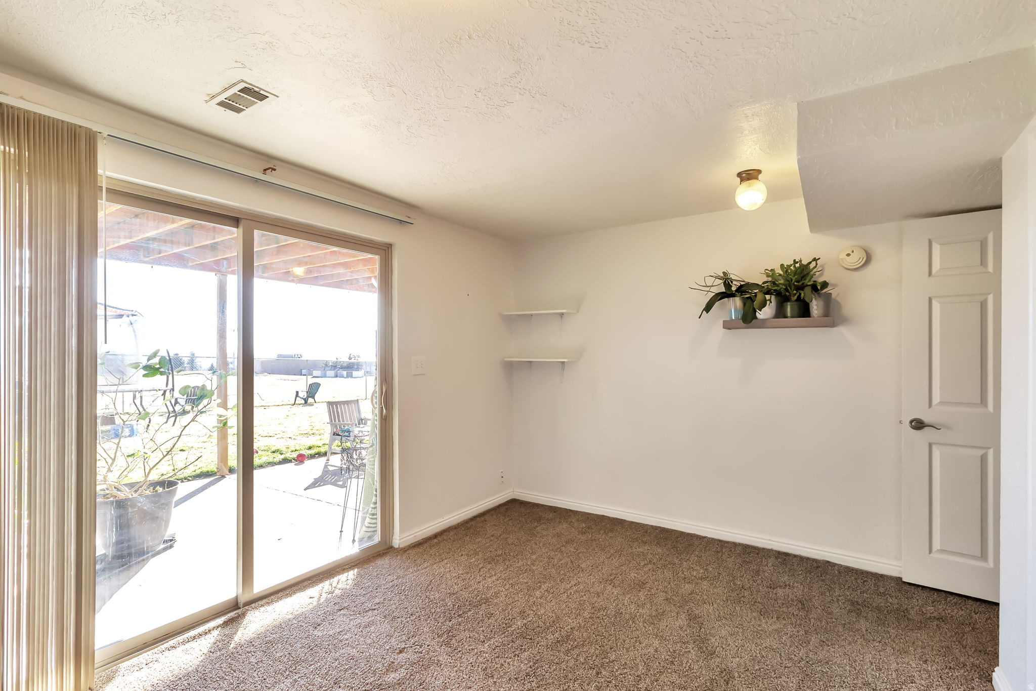 LANCER HOMES - Residential