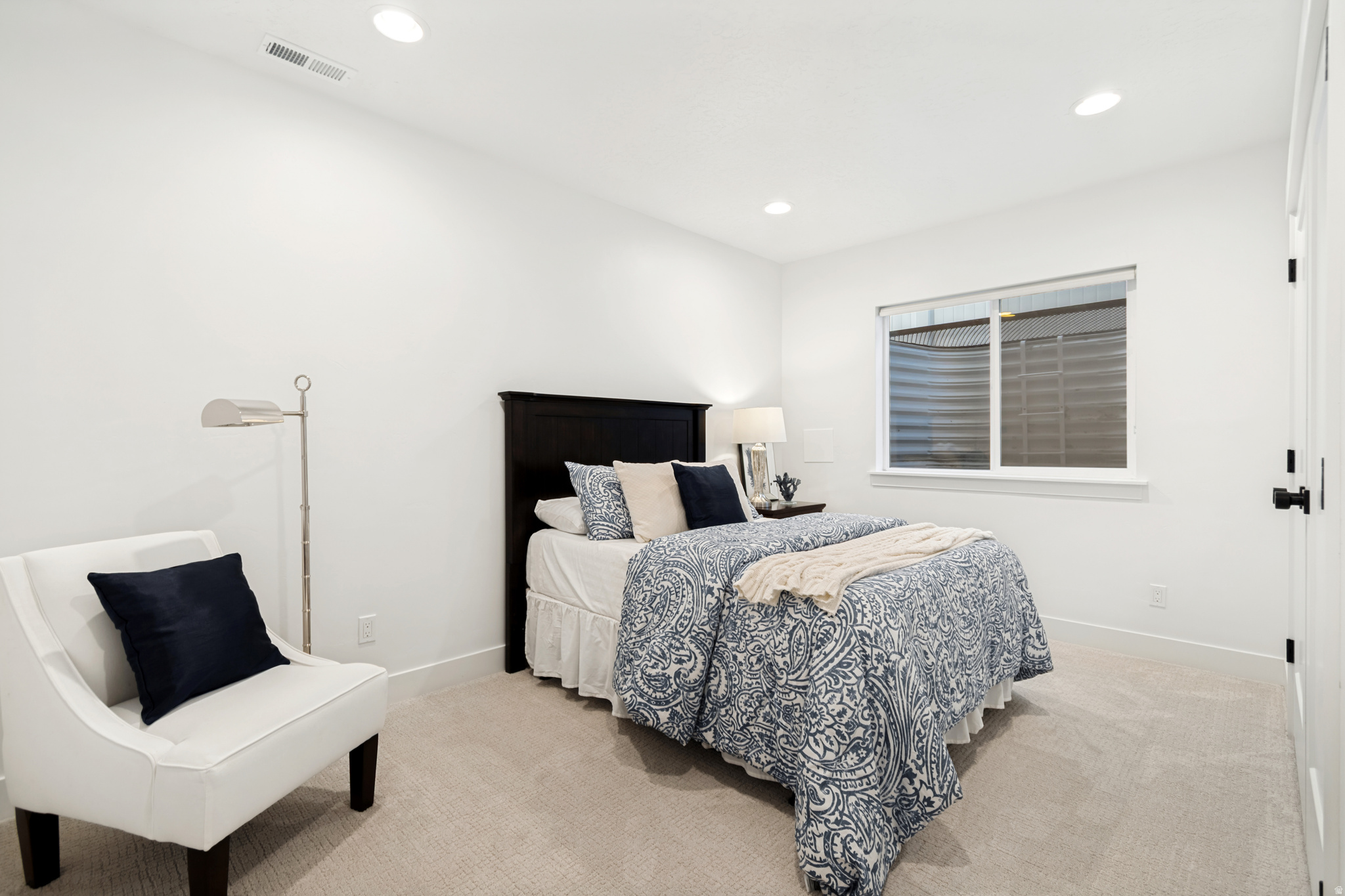 MOUNTAIN RIDGE - Residential