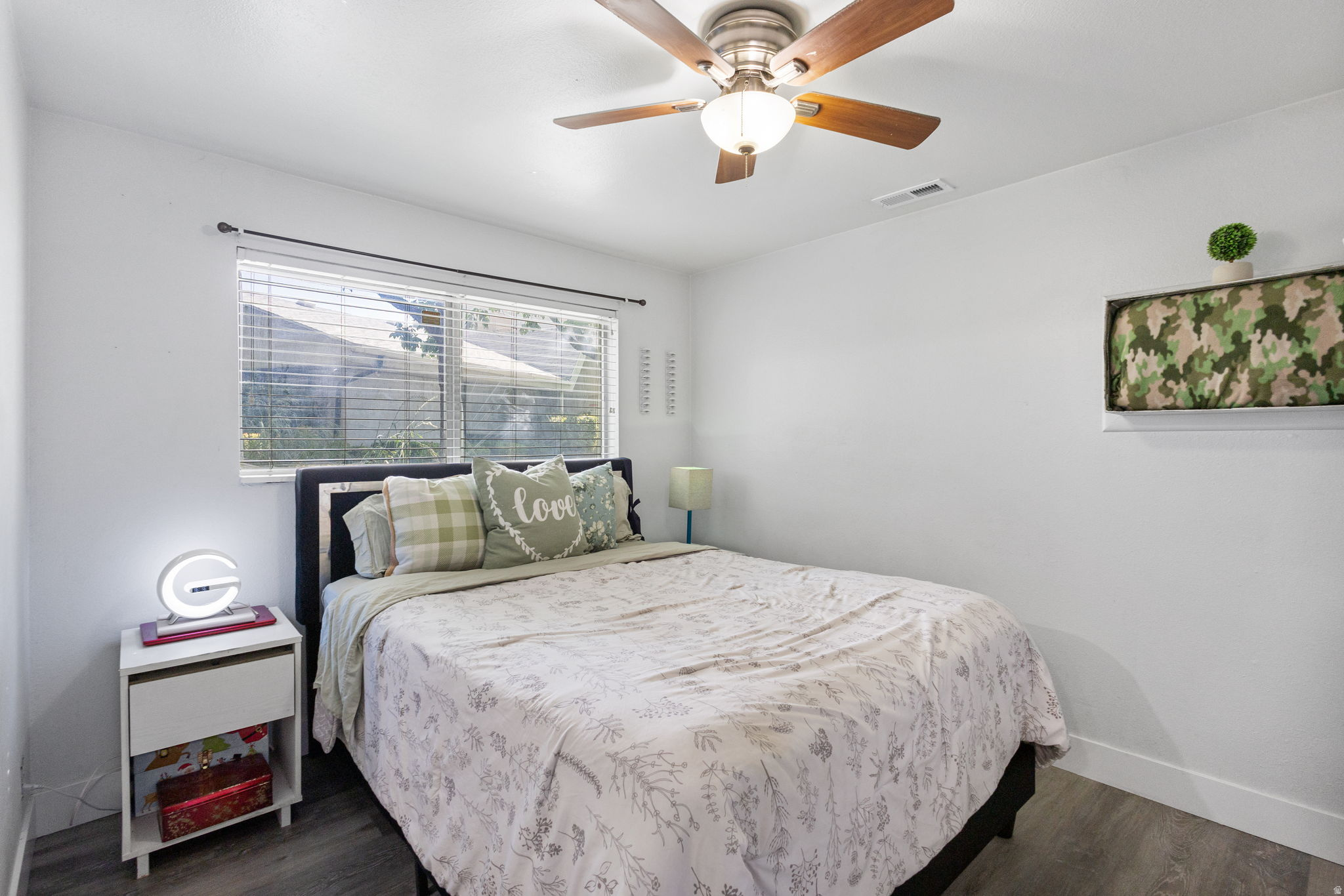 WOOD POINT CONDO - Residential