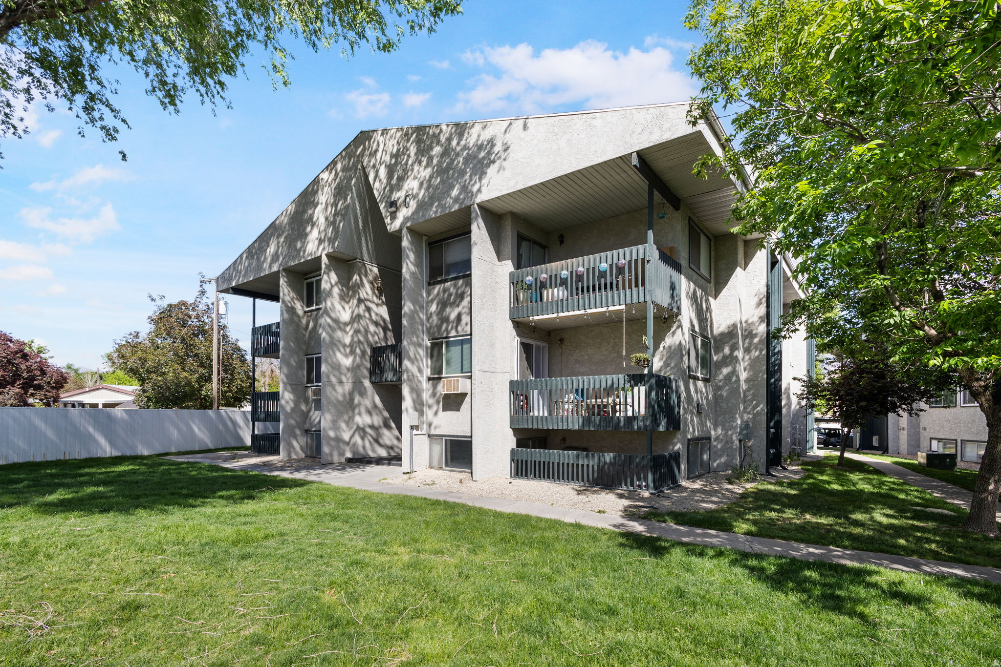 WOOD POINT CONDO - Residential