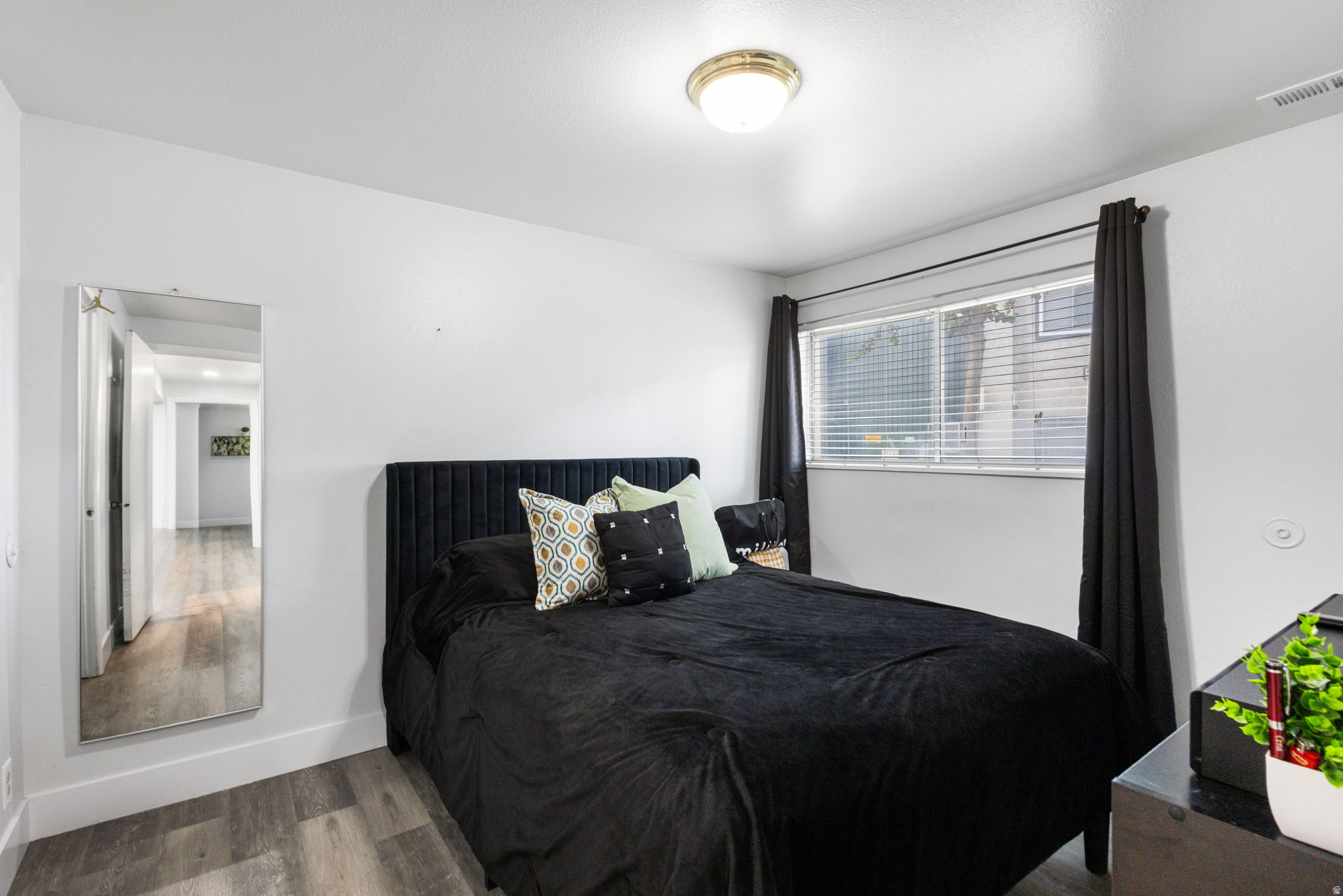WOOD POINT CONDO - Residential