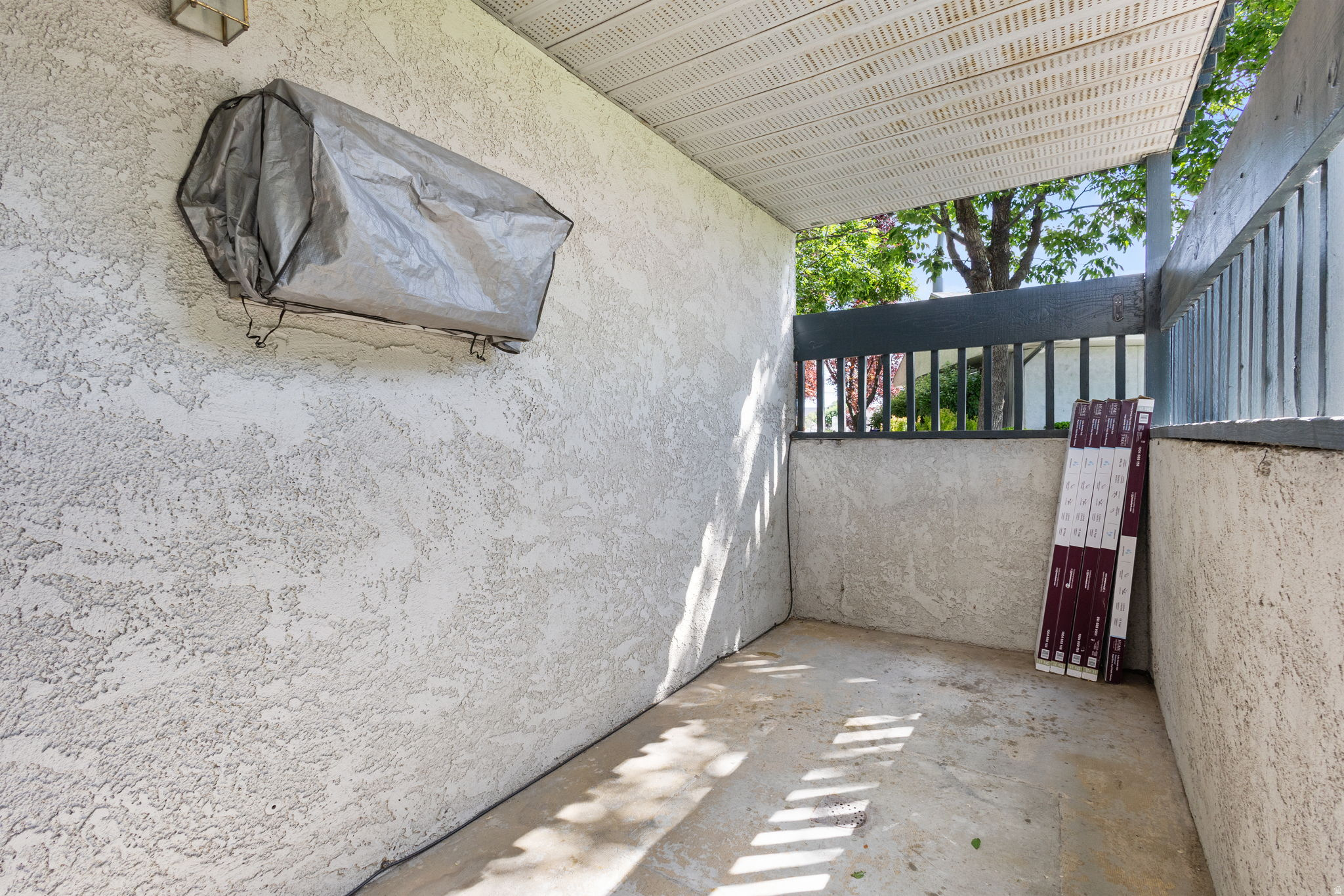 WOOD POINT CONDO - Residential