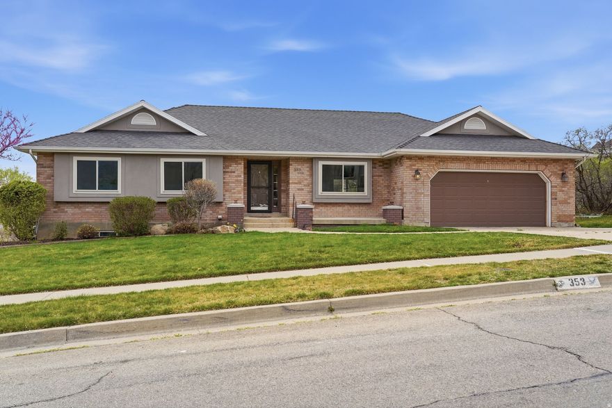 The best value in the neighborhood! Priced under $800k and surrounded by million-dollar properties, this 6 bed, 3.5 bath home is a golden opportunity. Incredible mountain views, private yard, a spacious deck, two family rooms, a massive storage room with built in shelving, walk out basement, salon in basment, vacant, clean and ready for a modern makeover. Don't pay for someone else's design choices - buy for the location and build your dream home! Backyard actually goes all the way down to the bottom of the hill and includes the area with all the trees. It is a very private yard! Call agent with any question, easy to show.