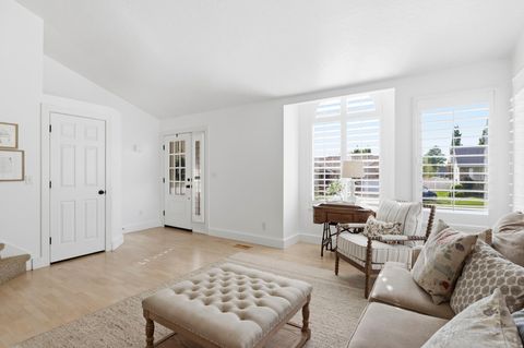 Tiny photo for 1215 S CAVE HOLLOW LN E, Farmington, UT 84025 (MLS # 2154084)