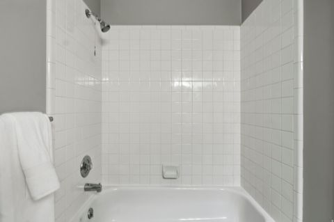 Tiny photo for 1215 S CAVE HOLLOW LN E, Farmington, UT 84025 (MLS # 2154084)