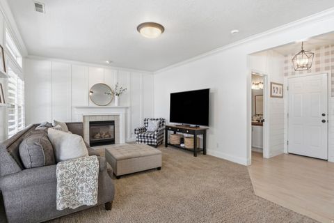 Tiny photo for 1215 S CAVE HOLLOW LN E, Farmington, UT 84025 (MLS # 2154084)