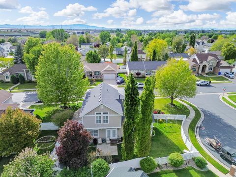 Tiny photo for 1215 S CAVE HOLLOW LN E, Farmington, UT 84025 (MLS # 2154084)