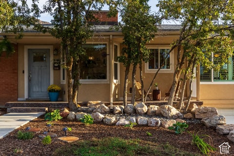 Tiny photo for 3000 E MORGAN DR S, Holladay, UT 84124 (MLS # 2189950)