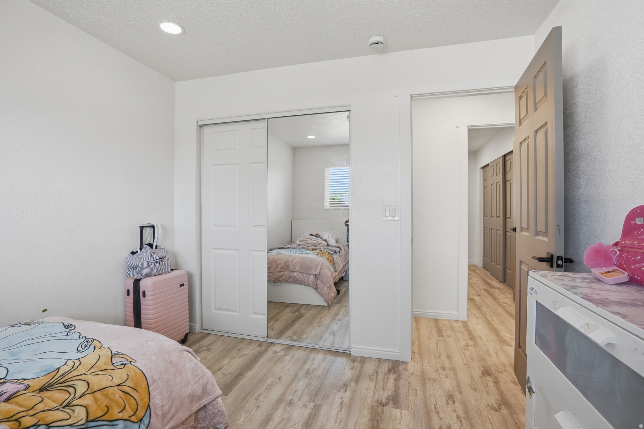 SOUTHTHERN ACRES - Residential