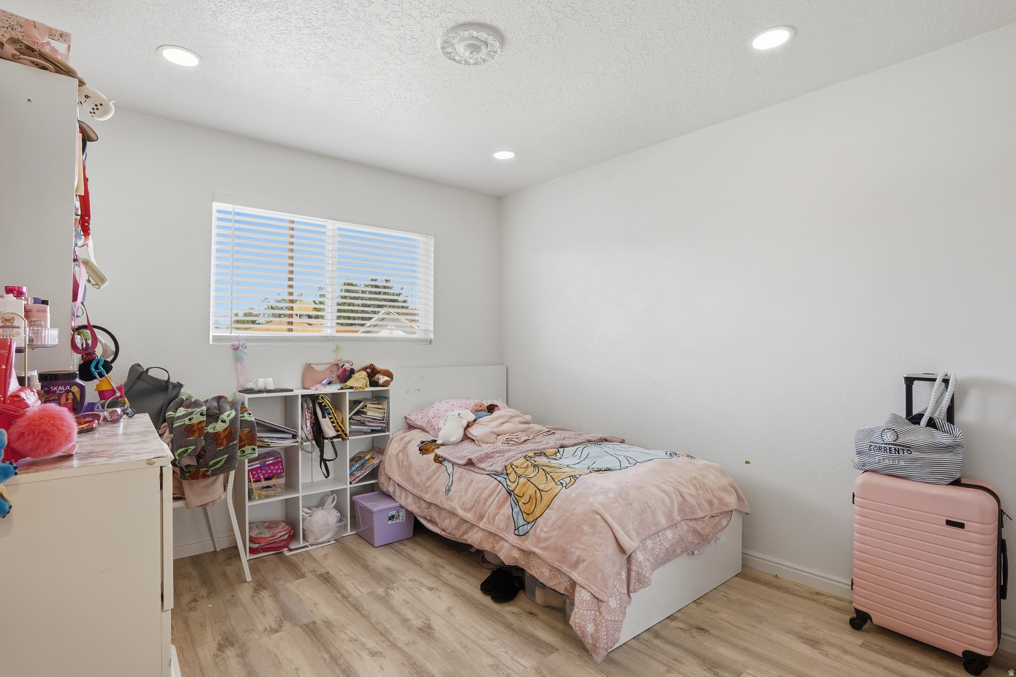 SOUTHTHERN ACRES - Residential