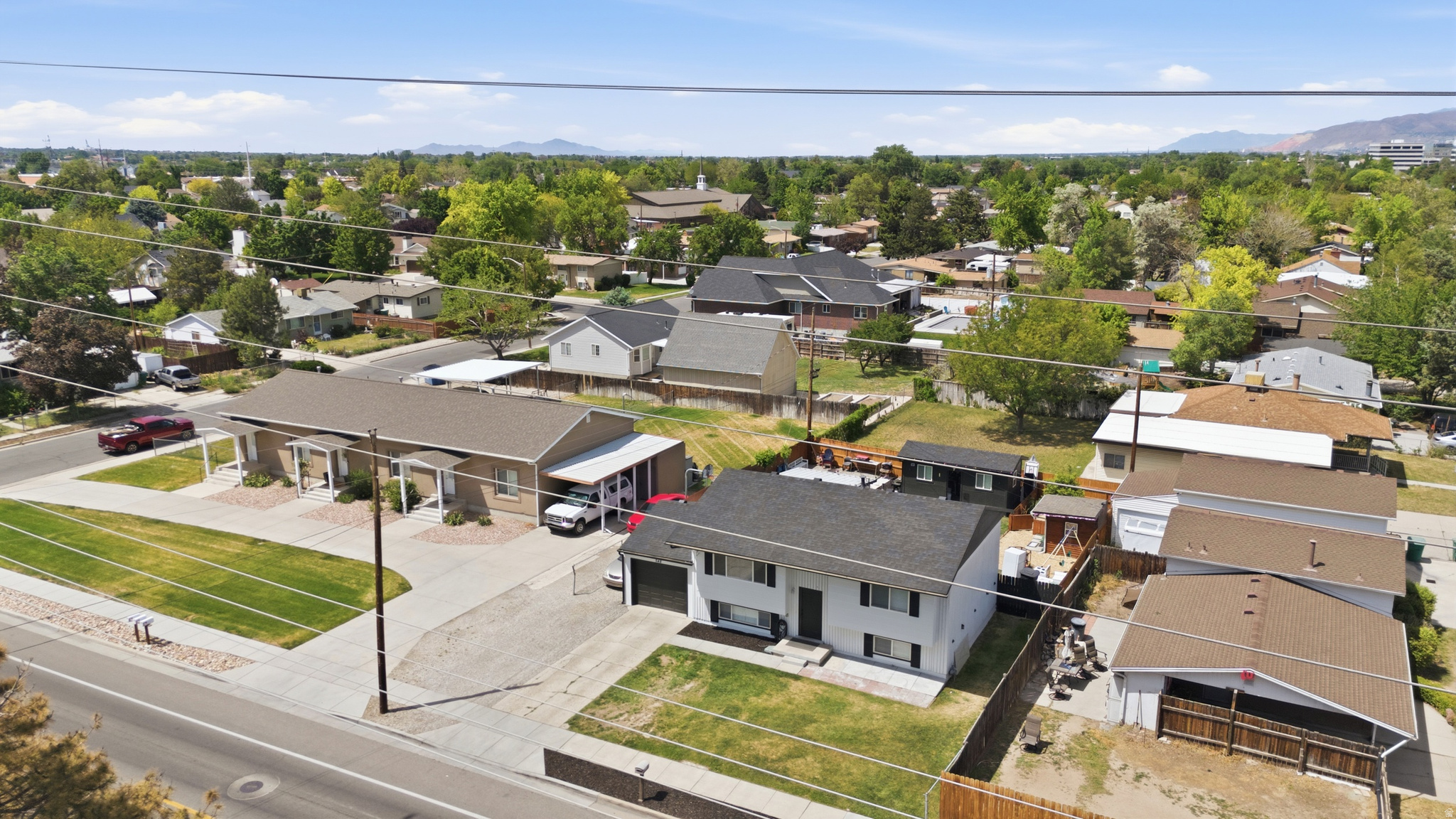 SOUTHTHERN ACRES - Residential