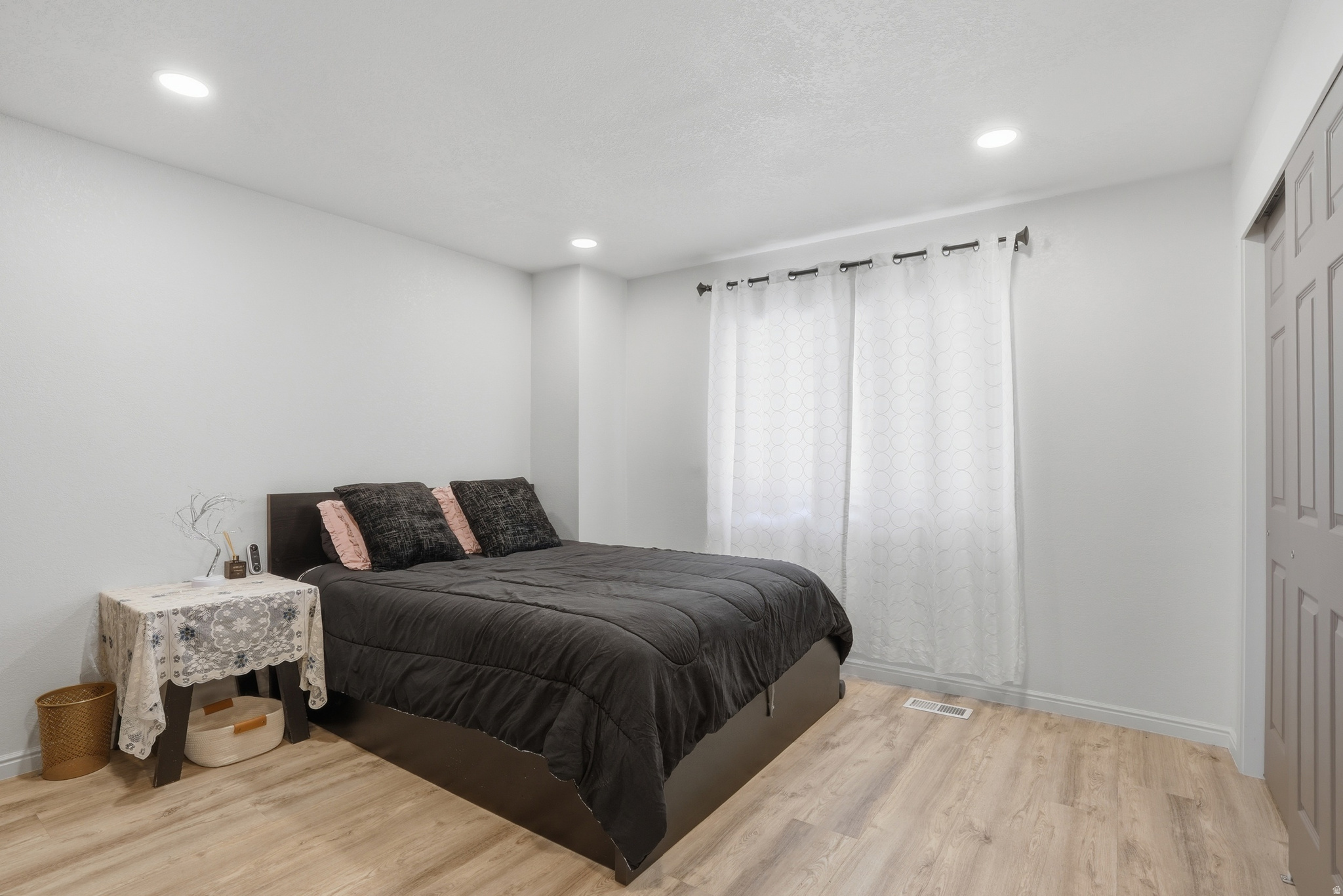 SOUTHTHERN ACRES - Residential