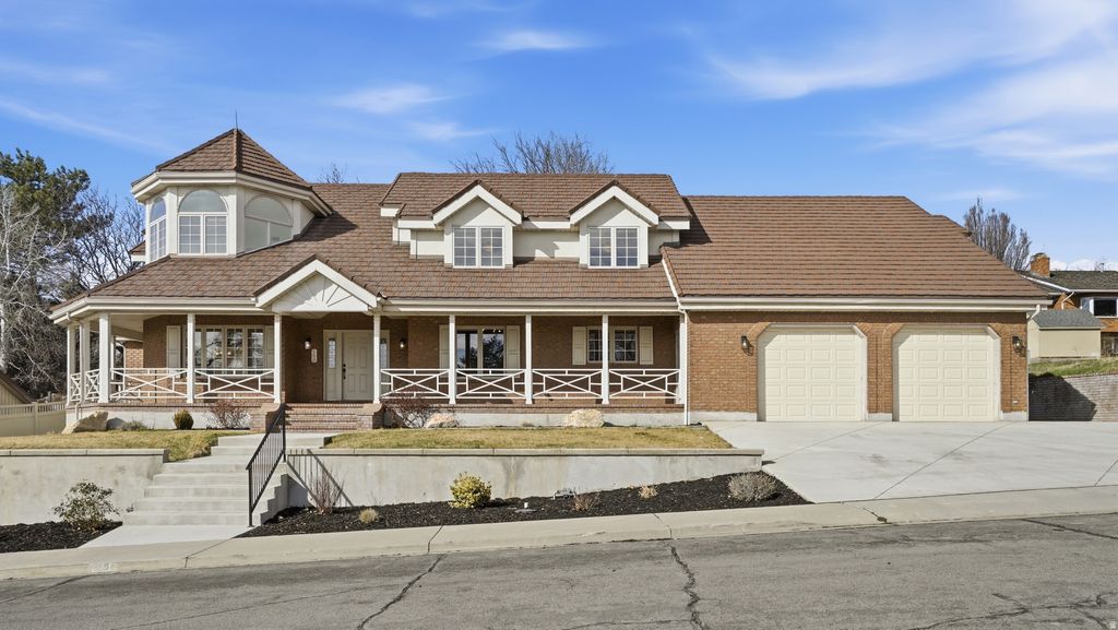 Photo of 150 W WESTVIEW CIR, Orem, UT 84058 (MLS # 2142323)