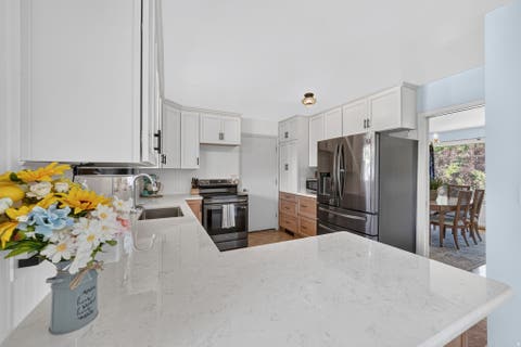 Tiny photo for 997 HENDERSON DR E, Ogden, UT 84404 (MLS # 2176206)