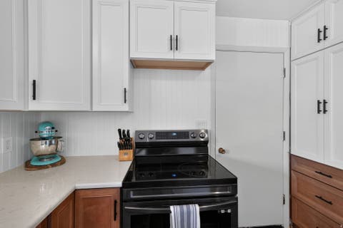 Tiny photo for 997 HENDERSON DR E, Ogden, UT 84404 (MLS # 2176206)