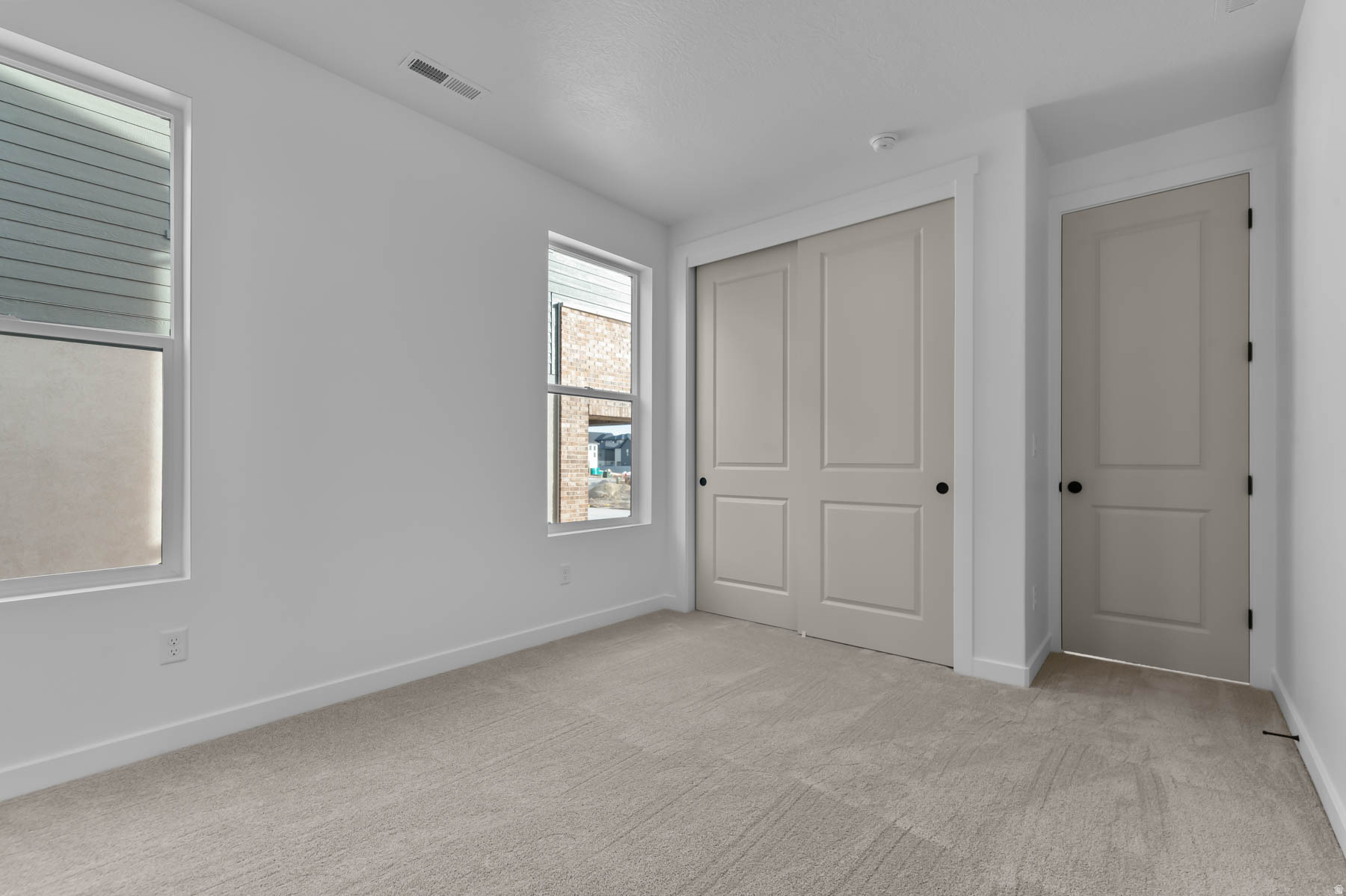 HOLBROOK E VILLAS 607 - Residential