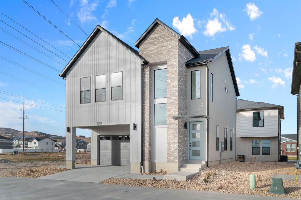 Photo of 3984 W 2800 N, Lehi, UT 84048 (MLS # 2127597)