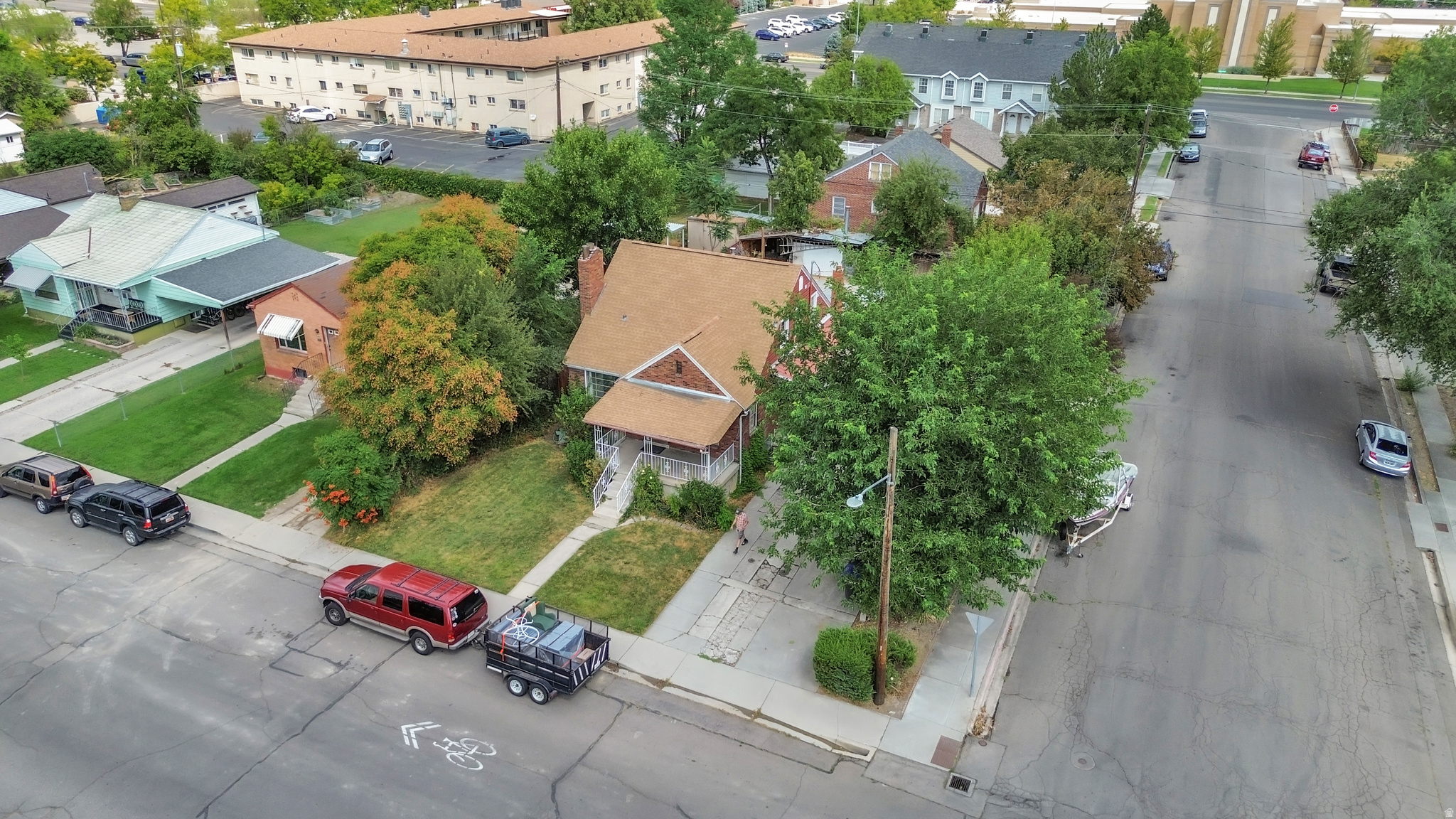 MENLOVE - Residential