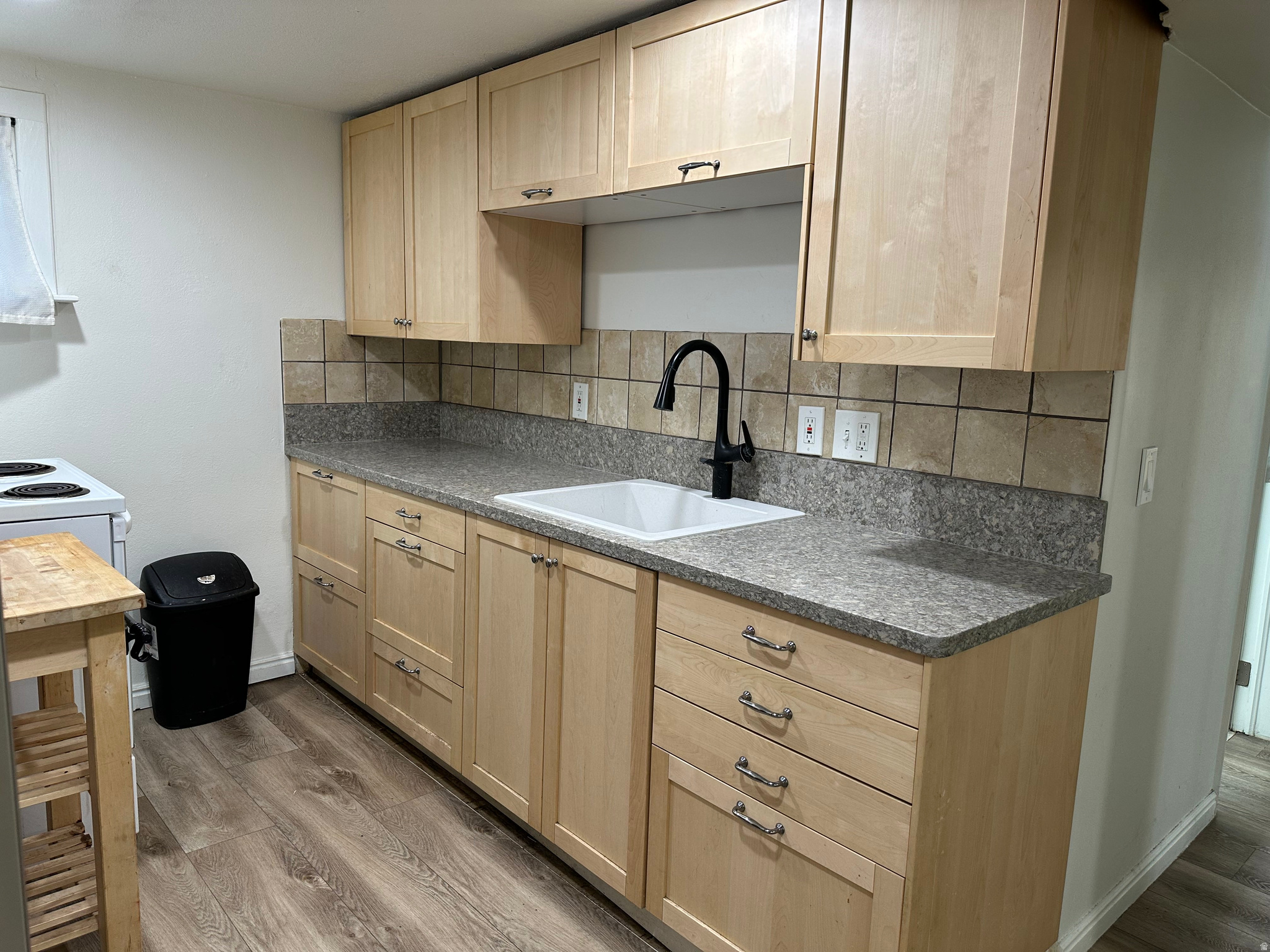 MENLOVE - Residential