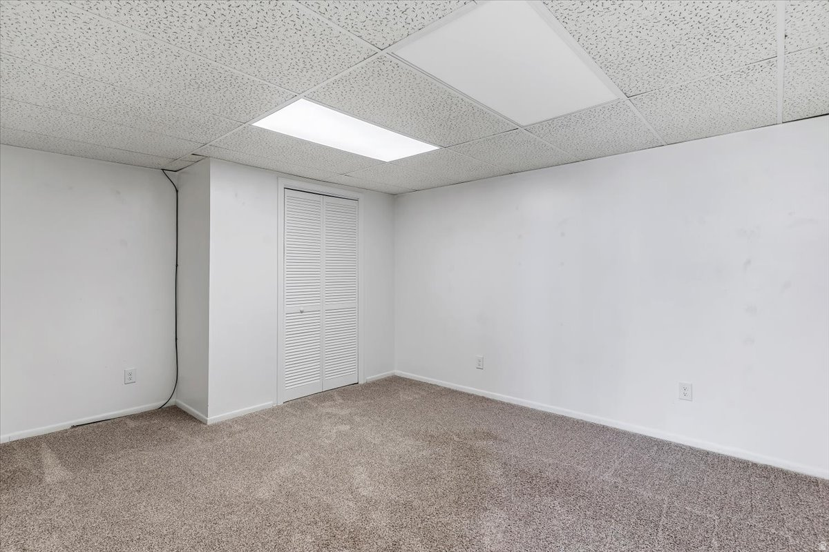 IMPERIAL ESTATES - Residential