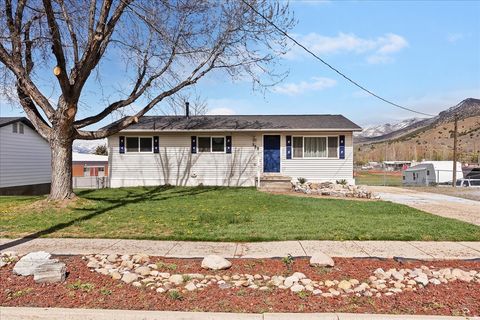 Photo of 355 E 100 S, Morgan, UT 84050 (MLS # 2148259)
