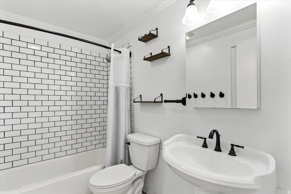 IMPERIAL ESTATES - Residential