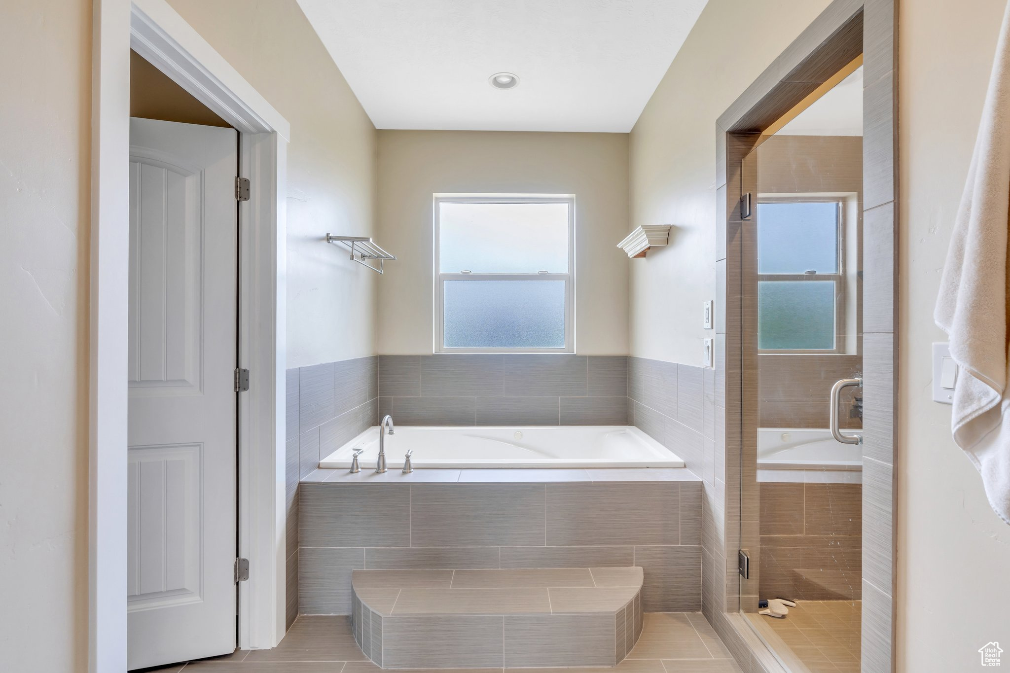 HARVEST MEADOWS - Residential