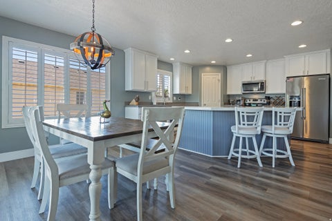 Tiny photo for 787 W 2000 N, West Bountiful, UT 84087 (MLS # 2171194)