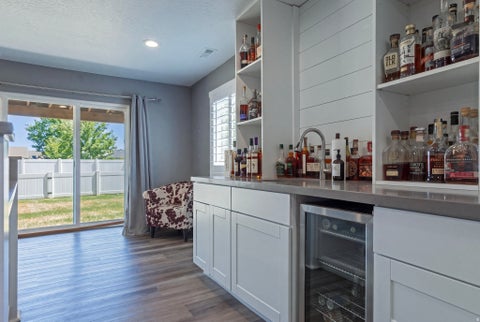 Tiny photo for 787 W 2000 N, West Bountiful, UT 84087 (MLS # 2171194)