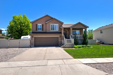 Tiny photo for 787 W 2000 N, West Bountiful, UT 84087 (MLS # 2171194)